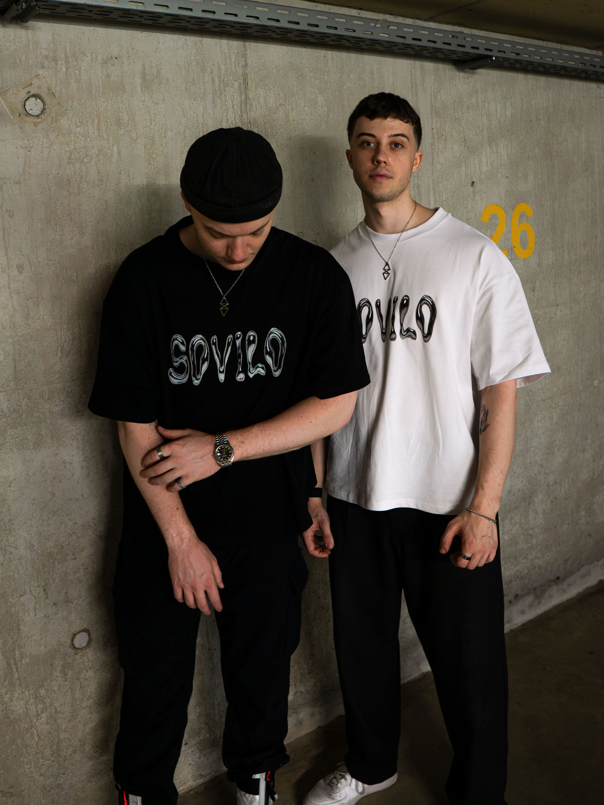 reflect shirt black